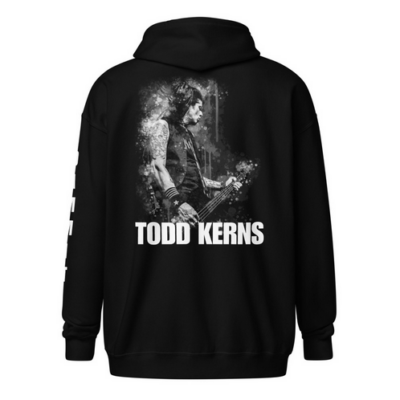 Todd Kerns live in Montreal. - Agent Royale Online